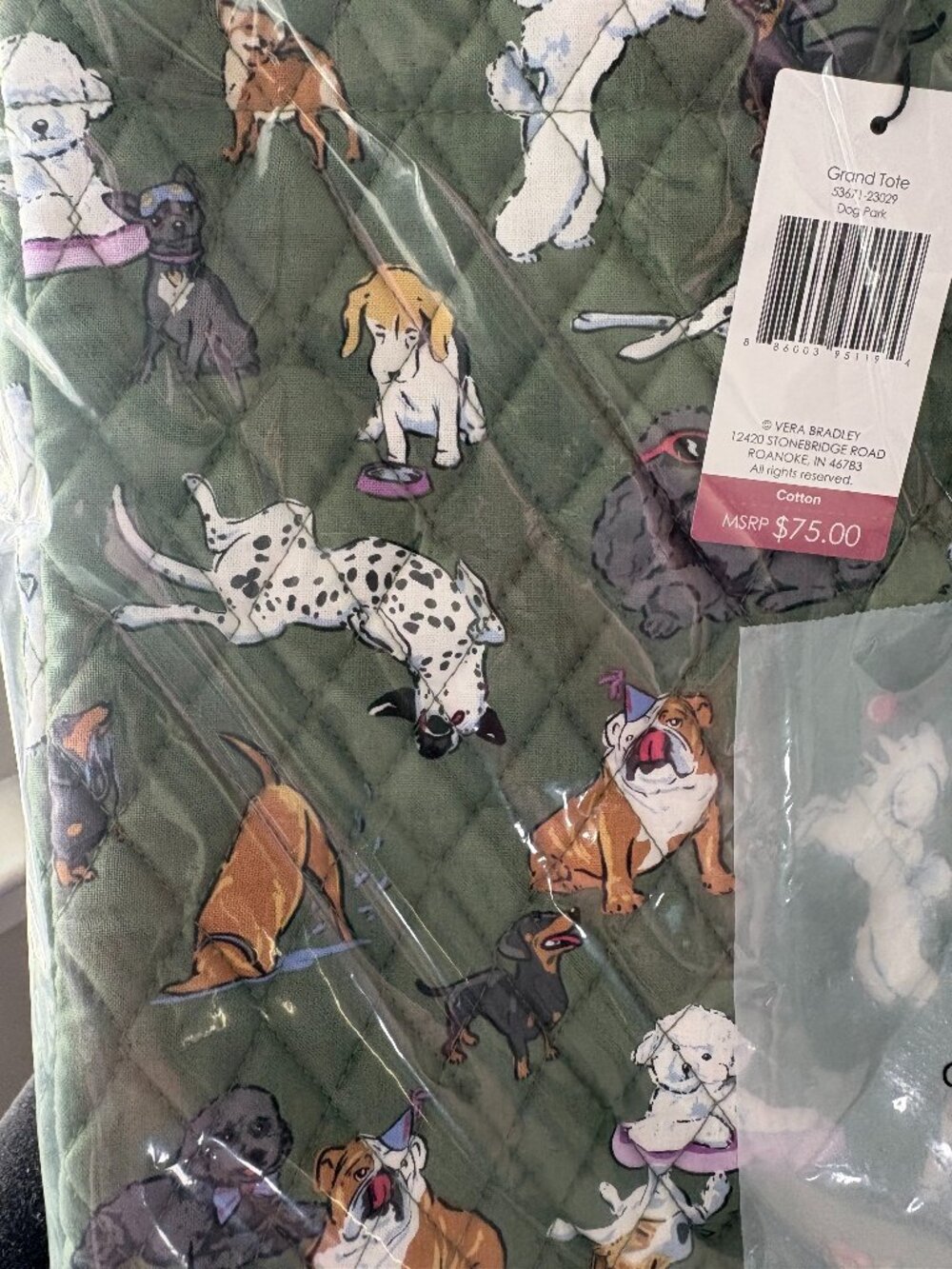 NWT - Vera Bradley Grand Tote - Dog Park - Picture 7 of 11